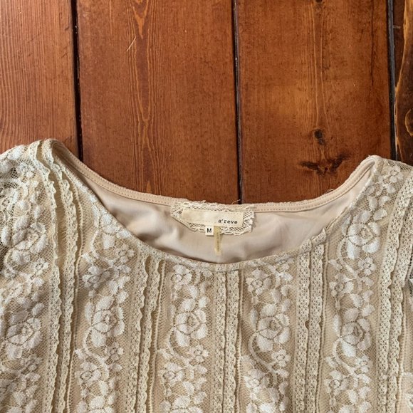 Women's A'Reve Soft Lace Open Cold Shoulder Batwing Sleeve Medium Blouse GUC - Picture 4 of 13